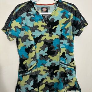 Women’s Scrub Top